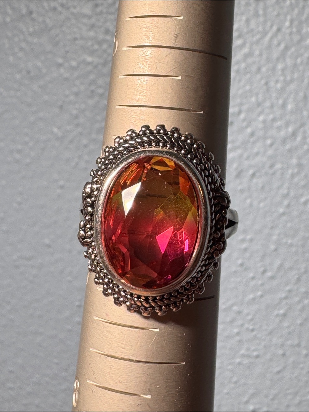 Vintage-Style Silver Ring with Pink-Orange Oval Crystal